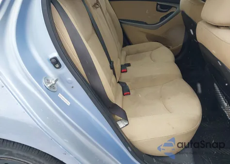 2012 Hyundai Elantra Gls (Ulsan Plant) z USA, uszkodzony, nr VIN KMHDH4AE0CU276926